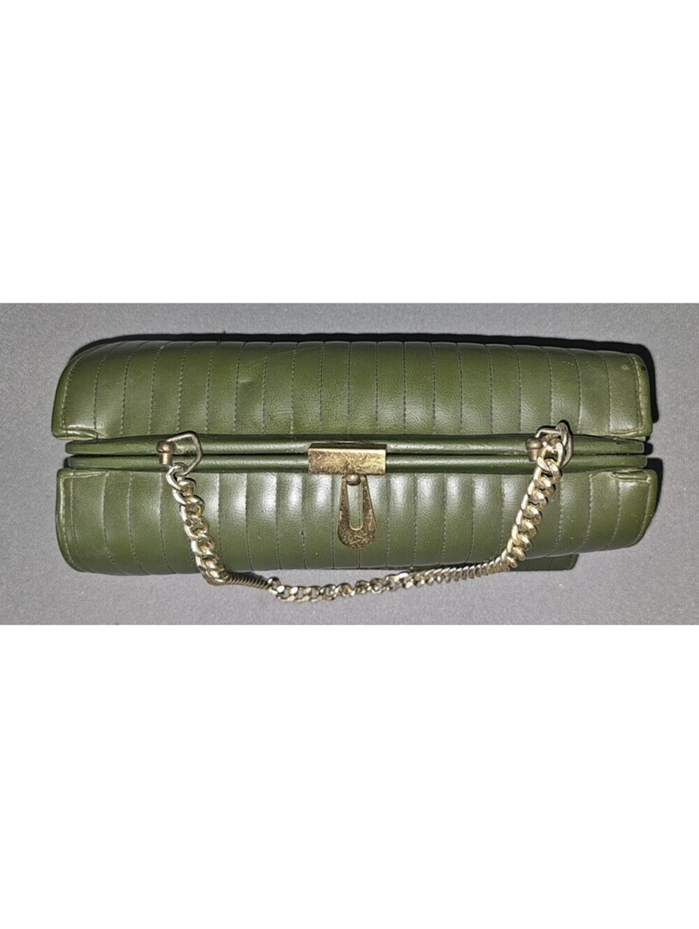 Vintage Empress Olive Green Leather Shoulder Bag with Gold Chain Strap - Picture 2 of 9